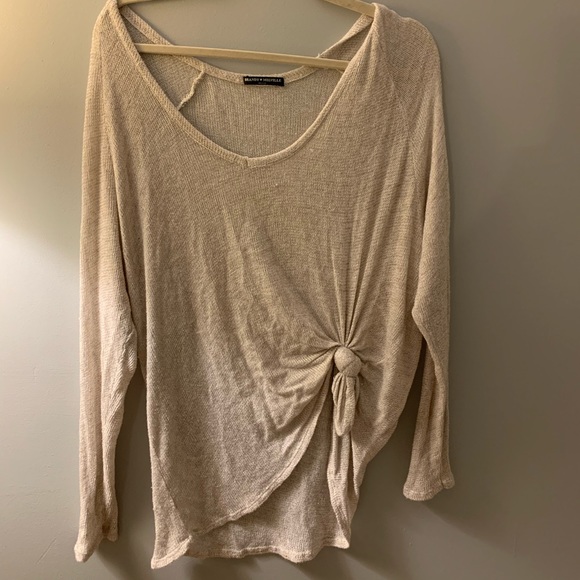 Brandy Melville Sweaters - Brandy Melville Sweater